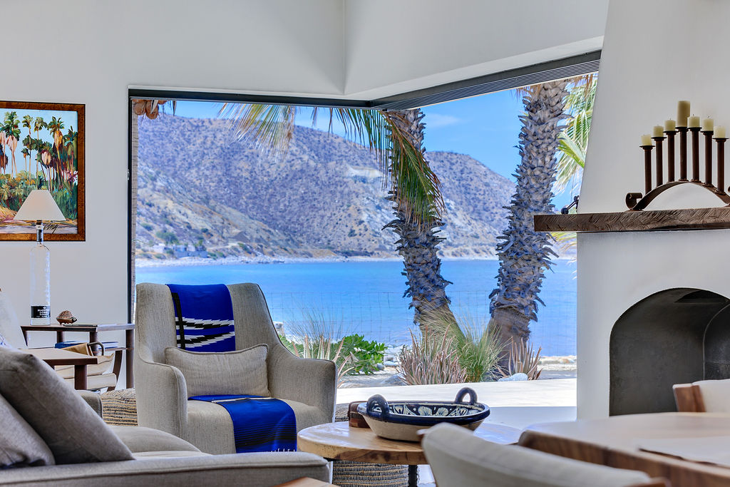 Living room perspective